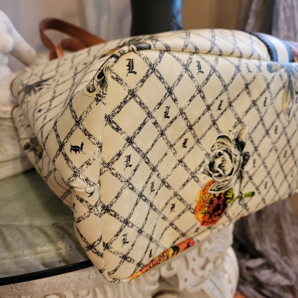 L.A.M.B. by Gwen Stefani Marigold Bag #365 - Picture 11 of 16